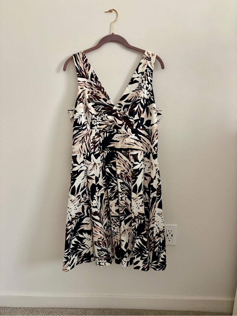 Sleeveless V-Neck Black & Cream Floral Fit-and-Flare Dress